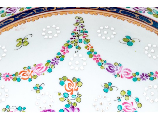 19th C. French Samson Export Style Porcelain Center Bowl