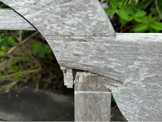 Elegant Outdoor Teak Settee