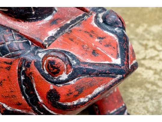 Asian Carved Bird On Frog Wood Box