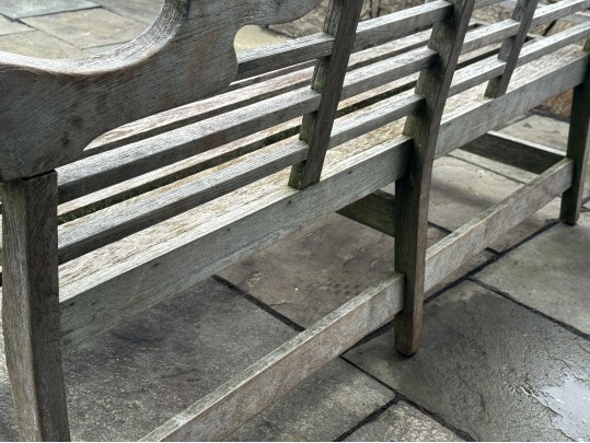 Elegant Outdoor Teak Settee