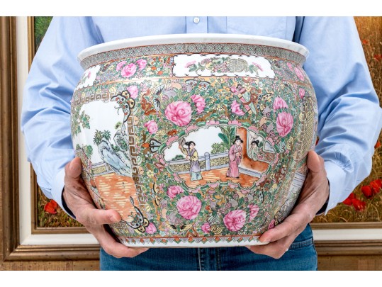 Chinese Export Rose Medallion Jardiniere, 20th C.