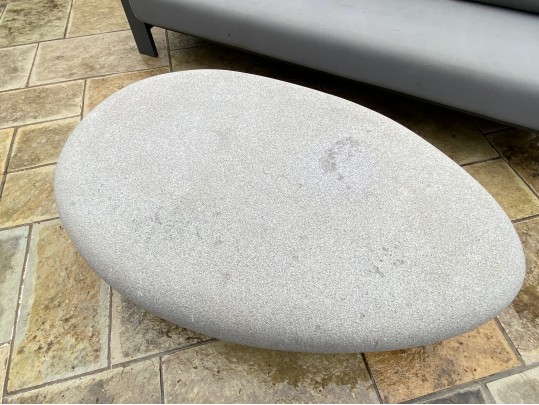 Fabulous River Stone Form Outdoor Coffee Table