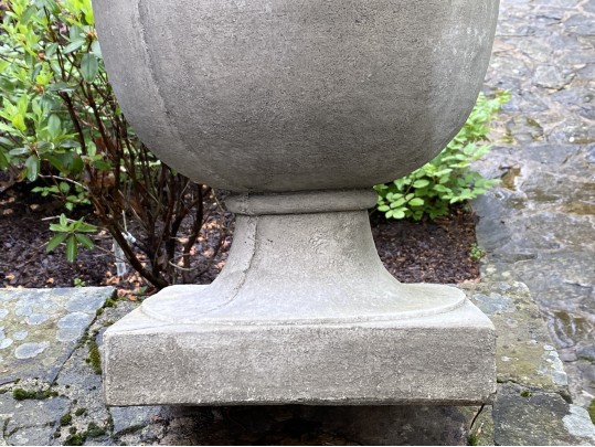 Pair Of Elegant Outdoor Planters
