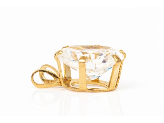 14k Yellow Gold Fun Oval White Cz Pendant