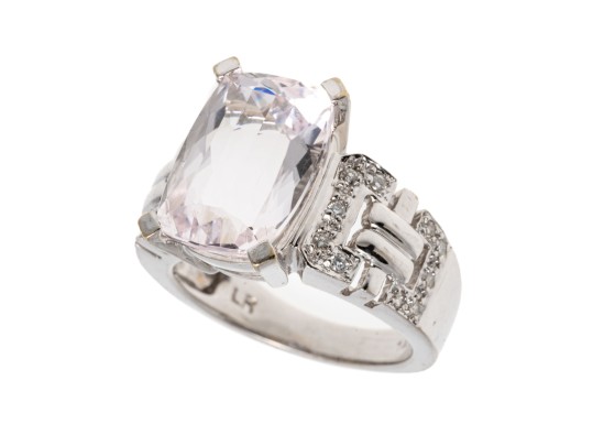 14k White Gold Pretty Palest Pink Morganite And Diamond Trimmed Ring, Size 8