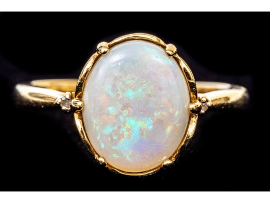 10k Yellow Gold Pretty Oval White Opal Ring, Size 7