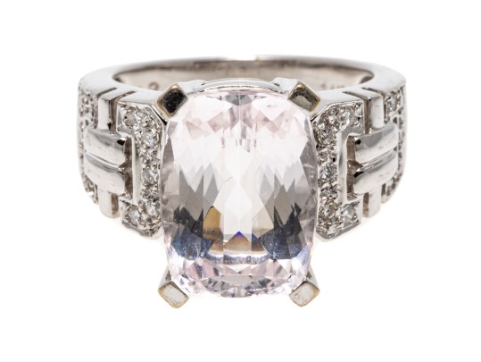 14k White Gold Pretty Palest Pink Morganite And Diamond Trimmed Ring, Size 8