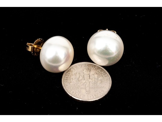 14k Yellow Gold Striking 13mm Cultured Freshwater Pearl Earrings