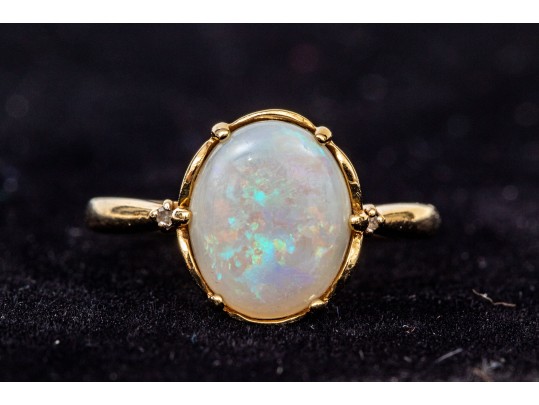 10k Yellow Gold Pretty Oval White Opal Ring, Size 7