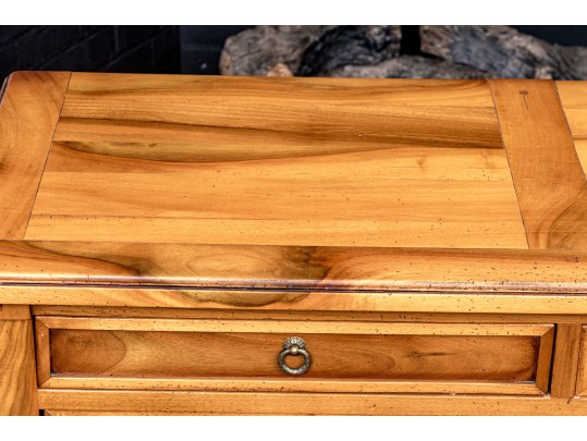 Quality Tiered Console Table