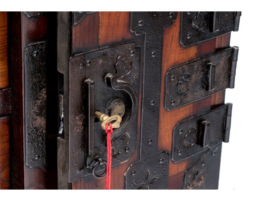 Japanese Tansu Chest
