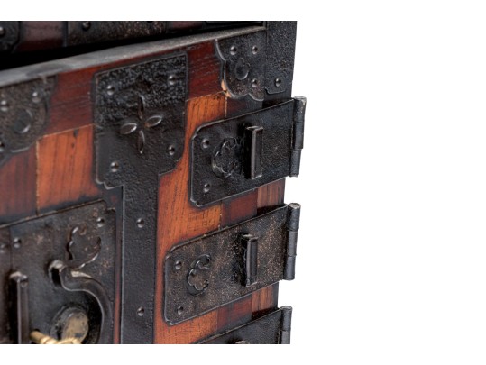 Japanese Tansu Chest