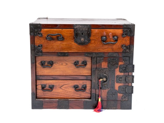 Japanese Tansu Chest