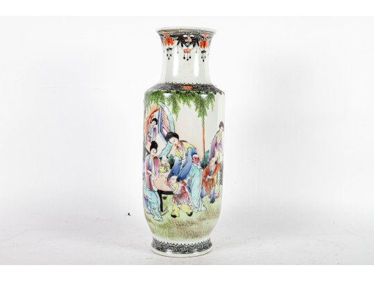 20th Century Chinese Famille Rose Porcelain Vase