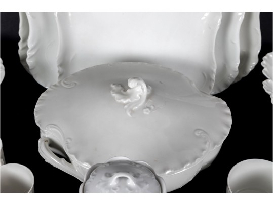 Large Group Of Haviland & Co. Limoges / Rosenthal Mixed White French Porcelain Dishes 