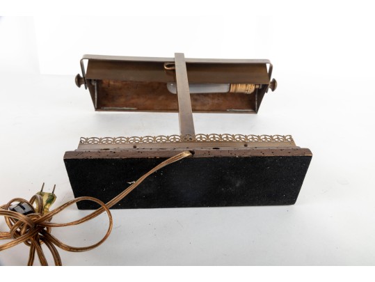 Vintage Brass Bankers Lamp With Gallery