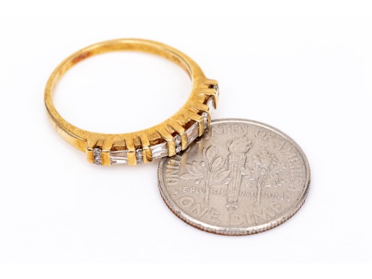 14k Yellow Gold Baguette And Round Diamond Bar Set Ring, App. 0.18 TCW, Size 6.25