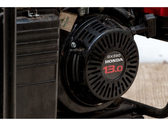 Honda EM 6500SX Portable Gas Powered Generator