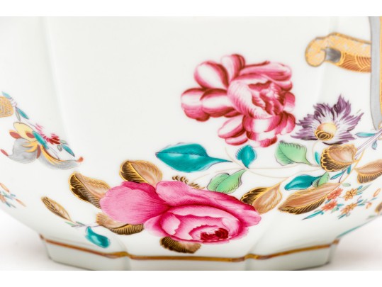 Mottahedeh Vista Alegre Hand-painted Porcelain Lobed Bowl