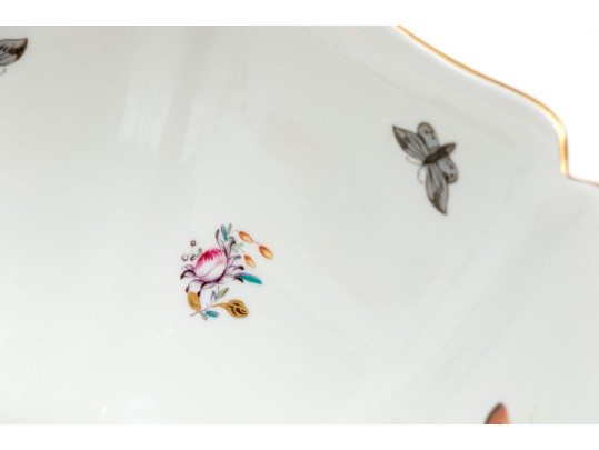 Mottahedeh Vista Alegre Hand-painted Porcelain Lobed Bowl