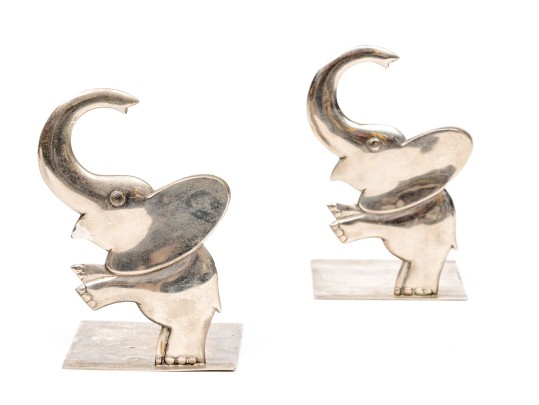 Adorable Pair Of Vintage Aluminum Elephant Bookends