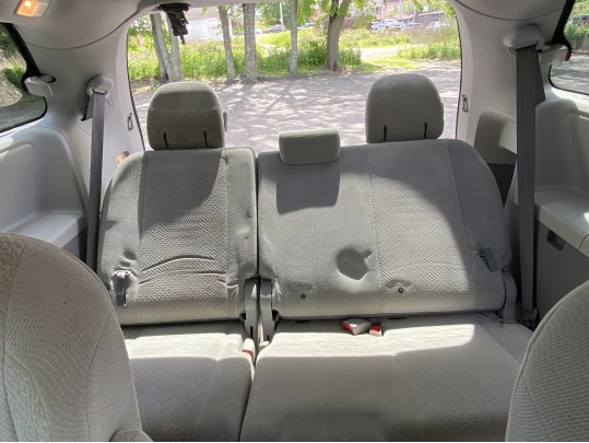 2014 Toyota Sienna LE Minivan 4D, 110166 Miles, Estate Vehicle ***LIMITED TO CT RESIDENTS ONLY***
