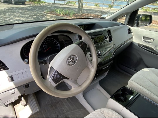 2014 Toyota Sienna LE Minivan 4D, 110166 Miles, Estate Vehicle ***LIMITED TO CT RESIDENTS ONLY***