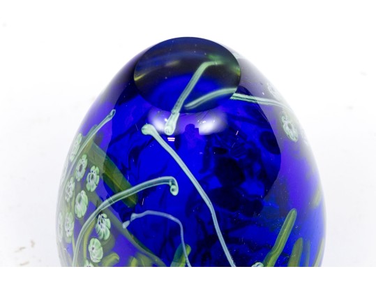 Art Glass Flower Motif Vase