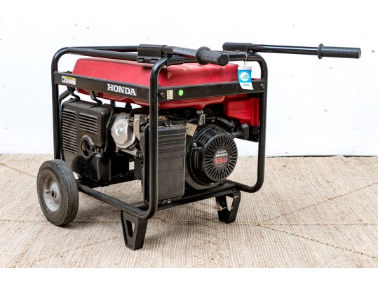 Honda EM 6500SX Portable Gas Powered Generator