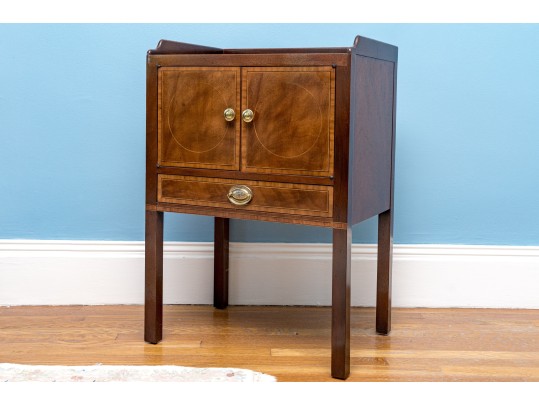 Quality Mahogany Georgian Style Commode