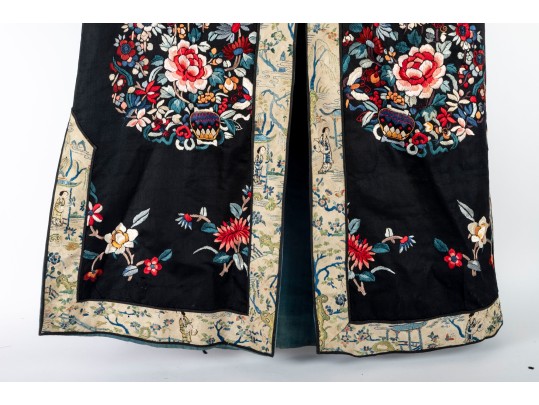 Antique Chinese Embroidered Silk Robe