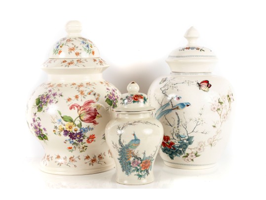 Trio Of Compatible Lidded Baluster Ginger Jars