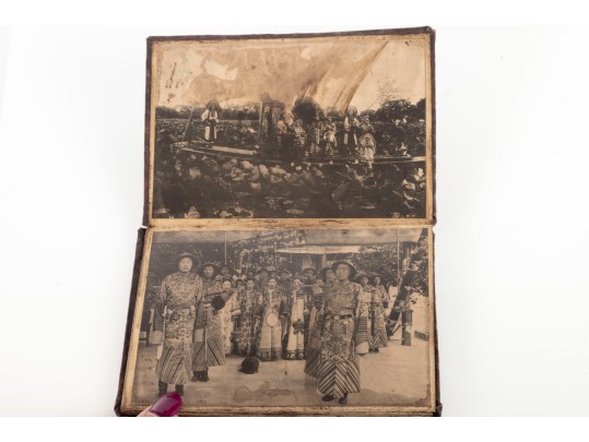Antique Chinese Leporello Of The Imperial Household, Cixi And Puyi