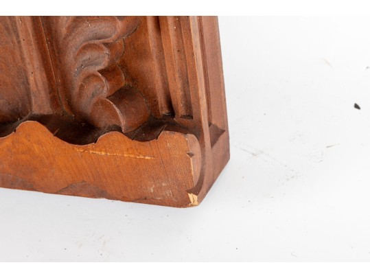 Neoclassical Carved Wood Corbel