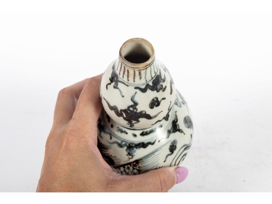 Chinese Blue And White Double Gourd Porcelain Vase