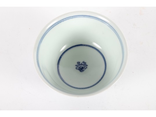 Late 19th Century Chinese Porcleain Lotus Leaf Rice Bowl