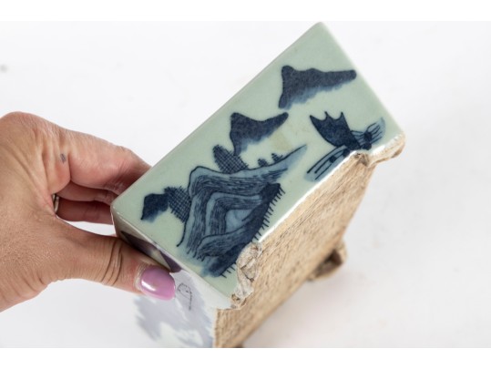 Small Chinese Qing Porcelain Blue & White Planter