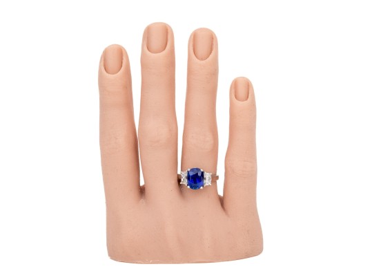 Platinum Beautiful Sapphire And Diamond Three Stone Ring, Size 5.75