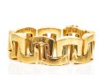 18k Yellow Gold Striking Chunky Opposing 