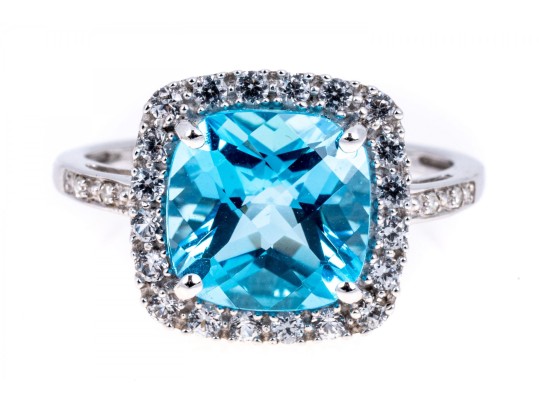 Vibrant 10K White Gold And Blue Topaz Ring, Size 7+
