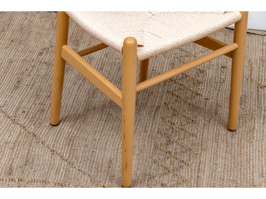 Set Of Four Chic Wishbone Form Side Chairs