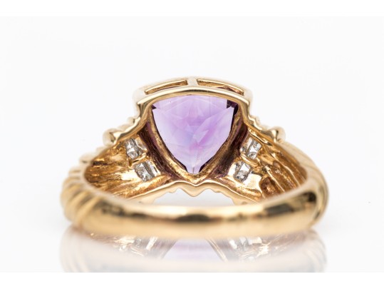 14k Yellow Gold Lovely Contemporary Trillian Amethyst And Diamond Ring, App. 0.06 TCW, Size 7+