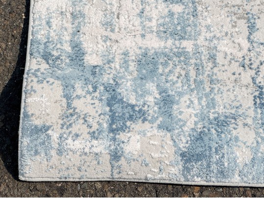 Alloy Collection Turkish Made Power Loomed Polyester And Viscose Carpet, 7'-10