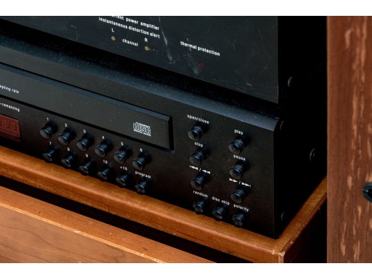 ADCOM Sound System With Pair Of Speakers