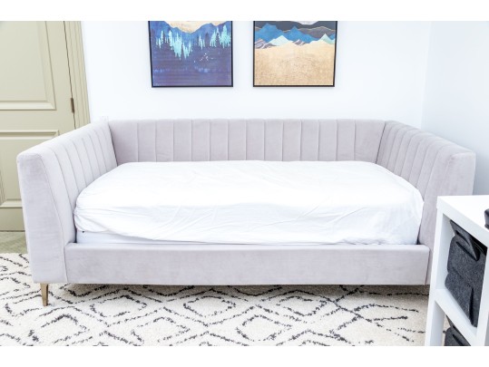 Avalon Channel Stitch Upholstered Daybed