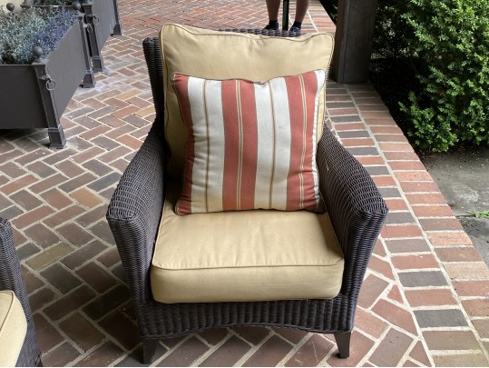 Frontgate Five Piece Outdoor Patio Set