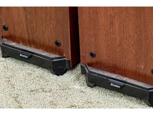 ADCOM Sound System With Pair Of Speakers