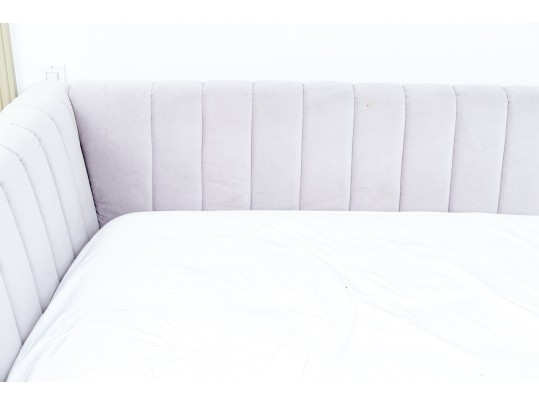 Avalon Channel Stitch Upholstered Daybed