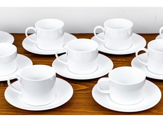 Set Of Seventeen Crate & Barrel Coffee Mugs And Saucers