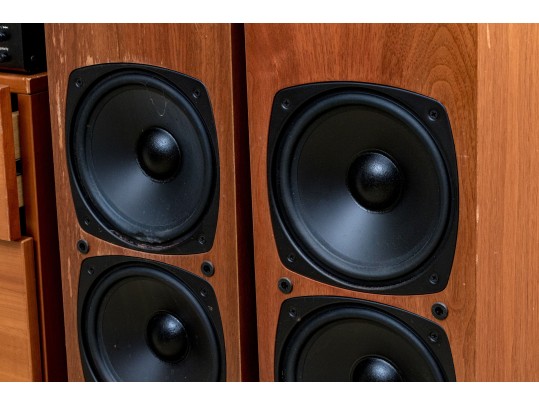 ADCOM Sound System With Pair Of Speakers